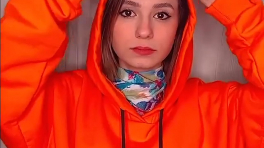 ۱۰ ثانیه دیونه بازی در نیار _- پریسا هولوگرام سه‌بعدی جراحی