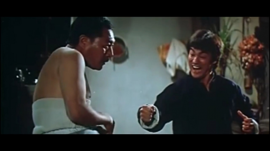 فیلم رزمی بروس لی - پی بردن به حقیقت (Bruce Lee) زمان122ثانیه
