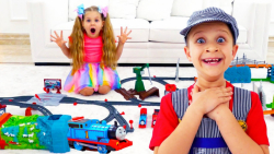 دیانا و روما  قطار توماس و دوس...