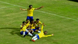 خلاصه بازی صنعت نفت آبادان 1-0...