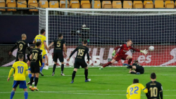 گل کادیز به بارسلونا ( توسط آل...