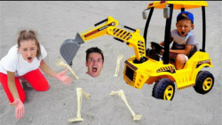 سنیا و پدر : بازی در ساحل