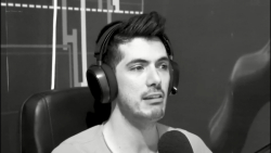 عصبانیت استریمرها ... AMONG US...