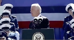 سخنرانی جو بایدن مشاور ارشد او...