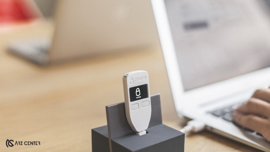 آشنایی , کیف , پول , سخت , افزاری , ترزور , وان , (Trezor , One) , (TREZOR) , پولی , آگوست , سال , ۲۰۱۴ , بیت , کوین , عرضه , می‌توان , اولین , سخت‌افزاری , عین , قابلیت‌های , امنیتی , سرد , راحتی , درست , به‌مانند , پول‌های , داغ , ارمغان , می‌آورد