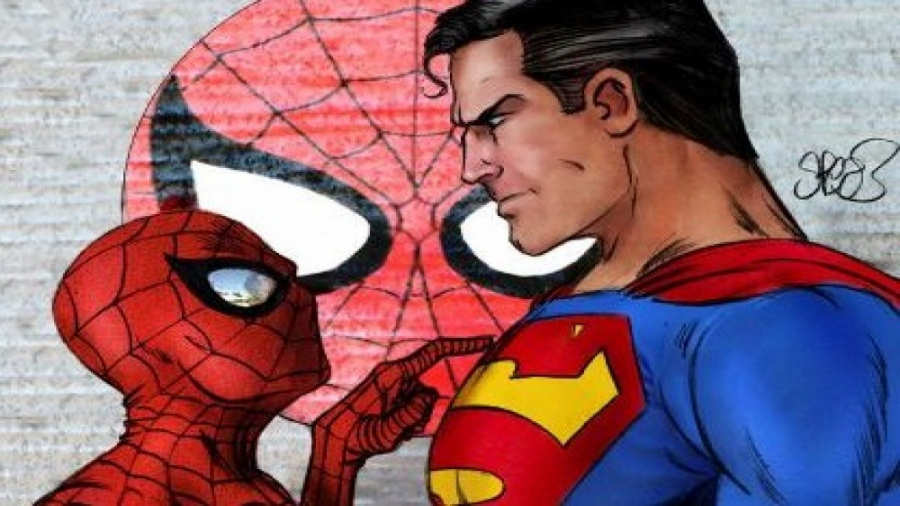 مرد عنکبوتی در برابر سوپرمن