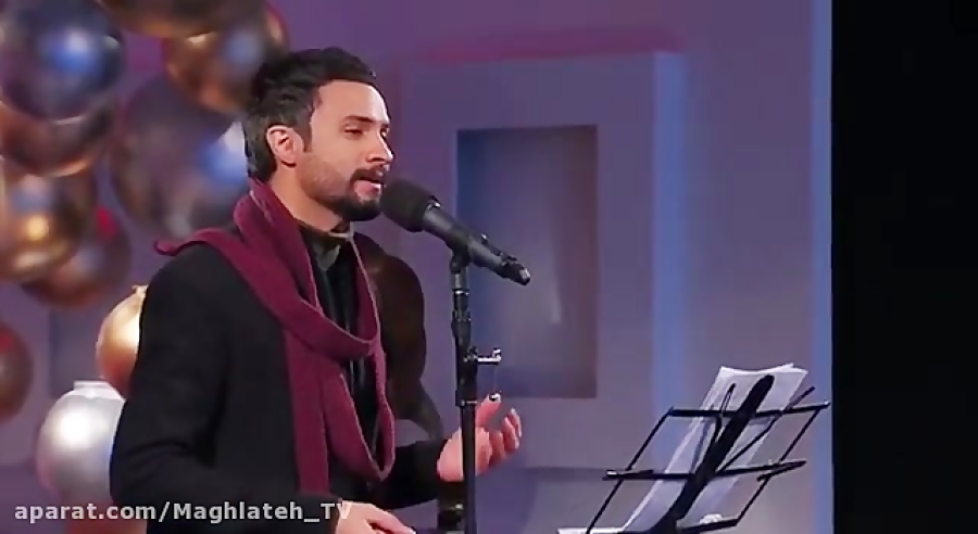 راغب  به رهی دیدم برگ خزان