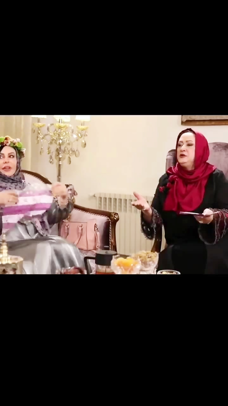 عصبانی شدن مریم امیرجلالی به جوک بی مزه بهاره رهنما در برنامه شام ایرانی زمان73ثانیه