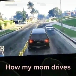 تفاوت رانندگی مامانا با بابا ها