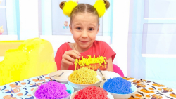 ناستیا و پدر در حال تهیه نودل...