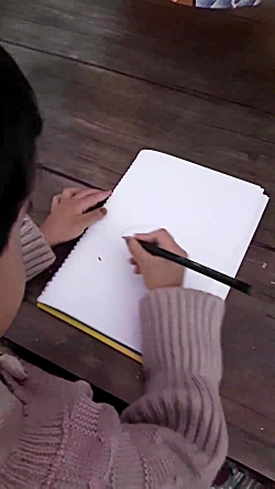 حنا دانایی نسب نقاش سه ساله