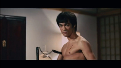 فیلم رزمی مبارزه بروس لی با سامورایی (Bruce Lee)