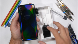 تست مقاومت گلکسی A50 سامسونگ (...