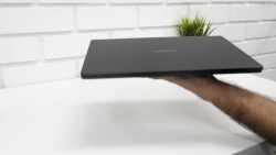 نگاه نزدیک به لپ‌تاپ نوکیا