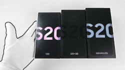جعبه گشایی Samsung Galaxy S20 Ultra - تلفن پرچمدار 1400  (گیم پلی Exynos)