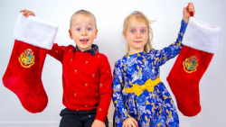 گبی و الکس : چالش جوراب کریسمس