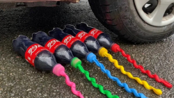 خرد کردن چیزهای ترد و نرم با م...