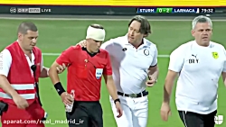 شکستن سر کمکداور با پرتاب بطر...