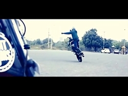 رقص بر روی موتور