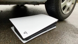 خرد کردن چیزهای ترد و نرم با م...