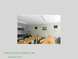  نمای داخلی سالن غذا خوری  غذا...