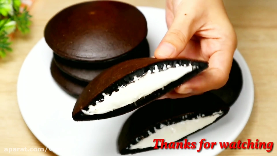 طرز تهیه کیک با کوکی کرم دار/ آموزش با ترجمه مواد لازم و طرز تهیه