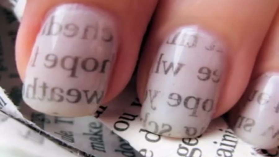 آموزش طراحی ناخن با مدل روزنامه