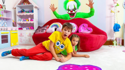 کتی و مکس  کتی در خانه با دلقک...