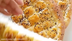 نان تخم مرغی و روغنی