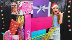 باز کردن کادوهای کریسمس