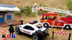 بازی کردن با اسباب بازی ها ماش...