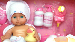 حمام کردن و معرفی وسایل نوزاد...