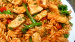 طرز تهیه پاستا مرغ و سبزیجات::...