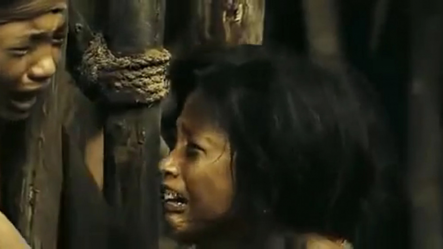 Ong Bak 2//Slaveng Fight Scene HUN DUB// سافنغ مكافحة المشهد هون داب زمان302ثانیه