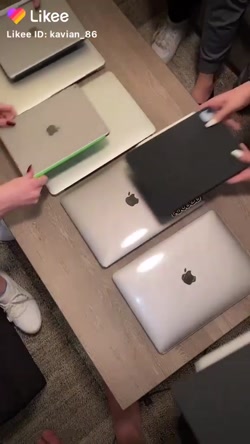 اپل / طنز / آیپد خنده دار / کلیپ لایکی / شوخی / چرت