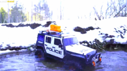 ماشین بازی ماشین پلیس در خارج...