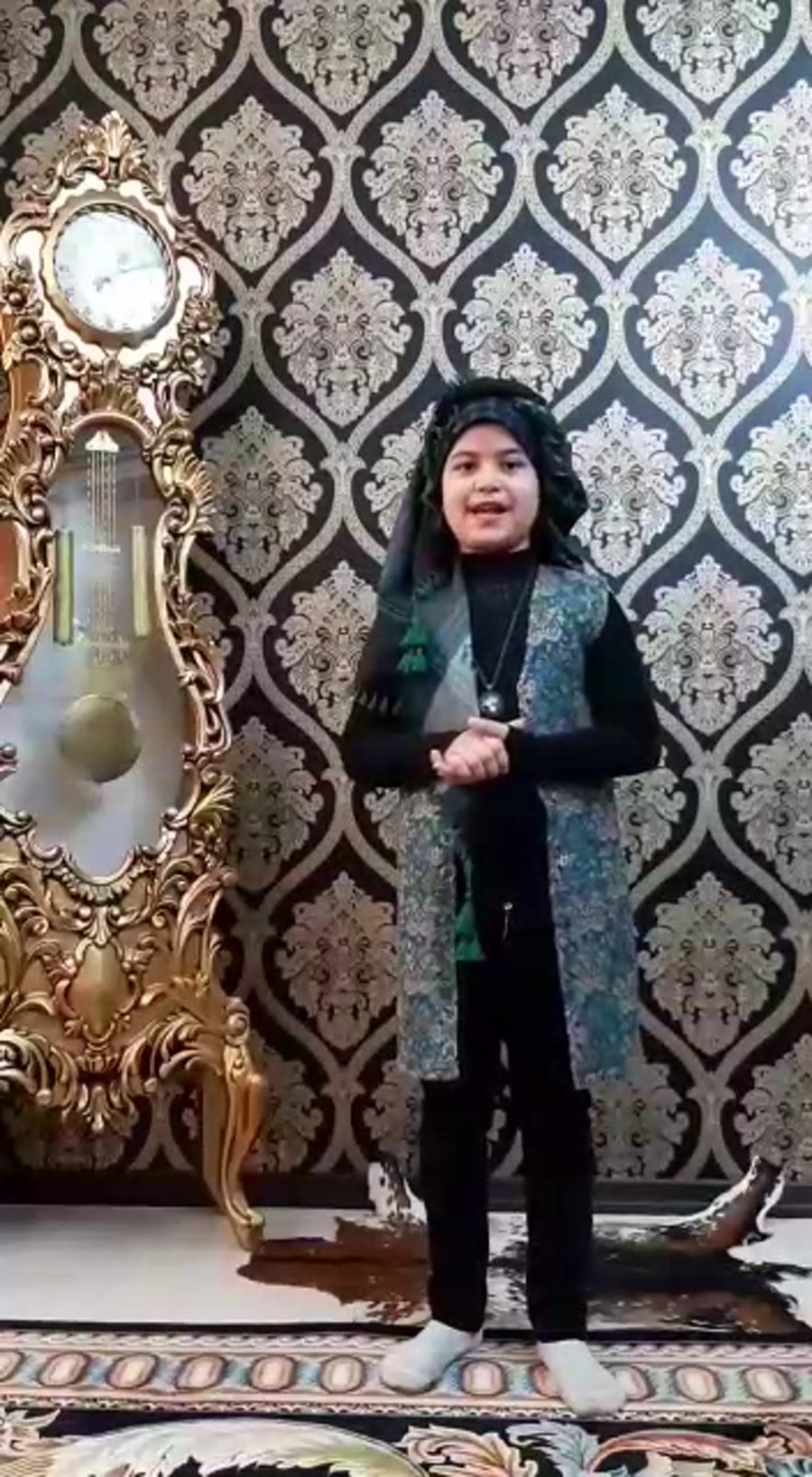 دکلمه خوانی اسرا فاضلی دانش آم...