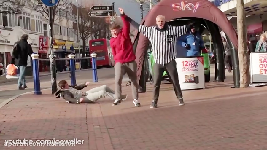 کشتی کج در دنیای واقعی  طنز