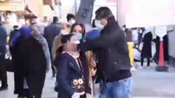 خدا هیچ مردی رو تو چنین موقعیت...