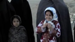 کمک های  هنرمند (پرویز پرستویی)