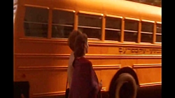 بیگانه ای در میان ما