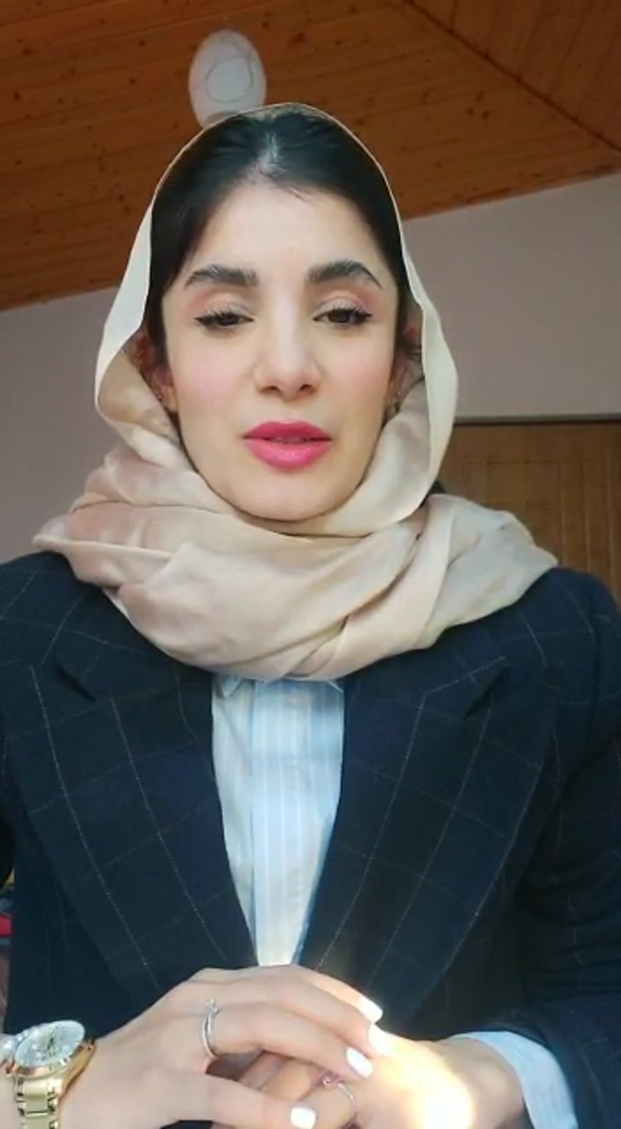 وبینار پازل زن بودن