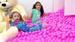 ناستیا و بابایی  ناستیا و بچه...