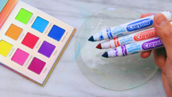 مخلوط اسلایم و رنگ و میکاپ