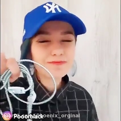 پریسا جارو کشیدن دنبال کنید