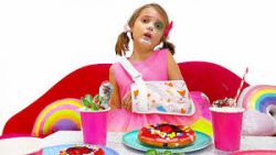 کتی و مکس - شکستن بازوی کتی و...