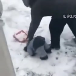 نگران نباشید شارژش تموم شد باب...