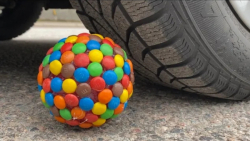 خرد کردن چیزهای ترد و نرم با م...