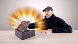 آنباکس ساعت انحصاری 70 میلیون تومانی شرکت اپل (با زیرنویس) | (آنباکس تراپی 4)