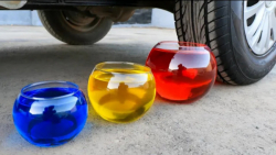 خرد کردن چیزهای ترد و نرم با م...